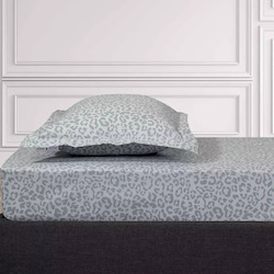 large 20250618212628 b556e74a